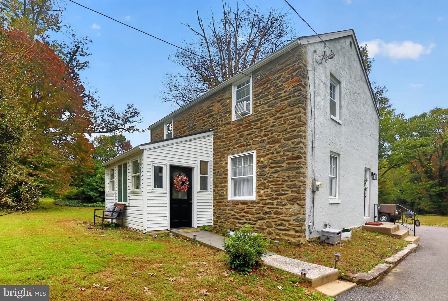 1214 PROVIDENCE RD