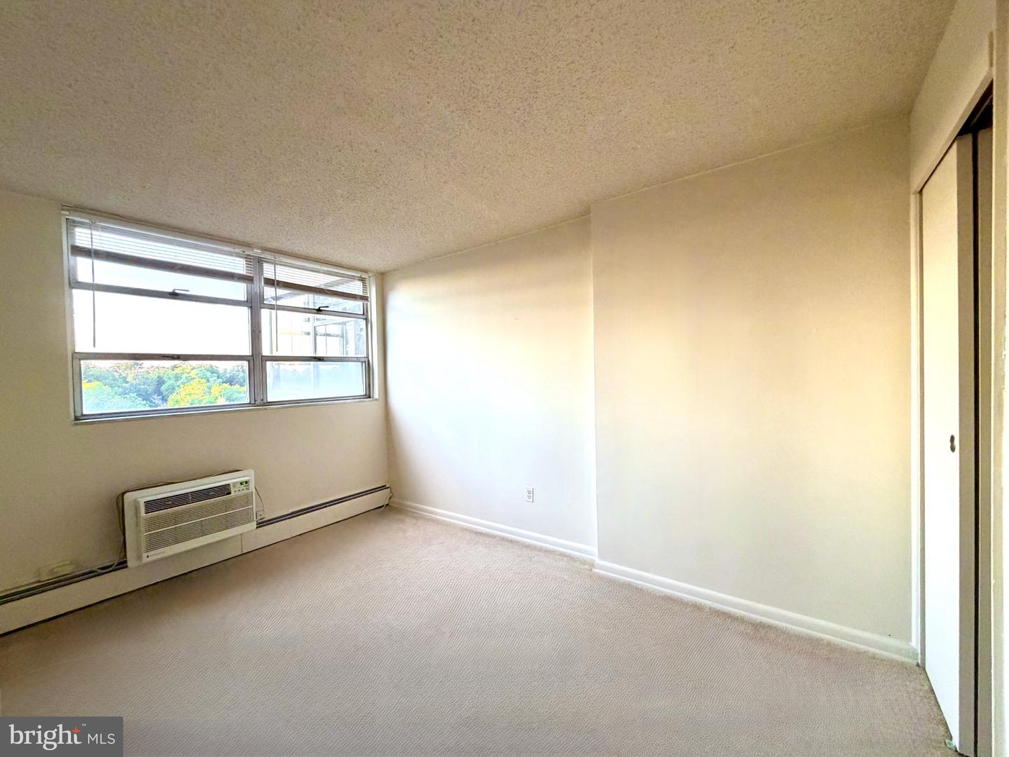 1030 E Lancaster Ave #614 Property Photo 12