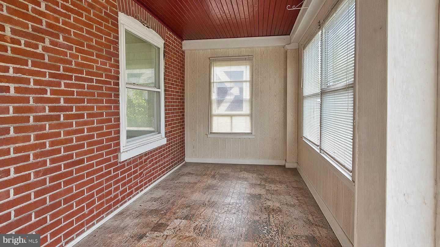 2611 Lindsay St Property Photo 19