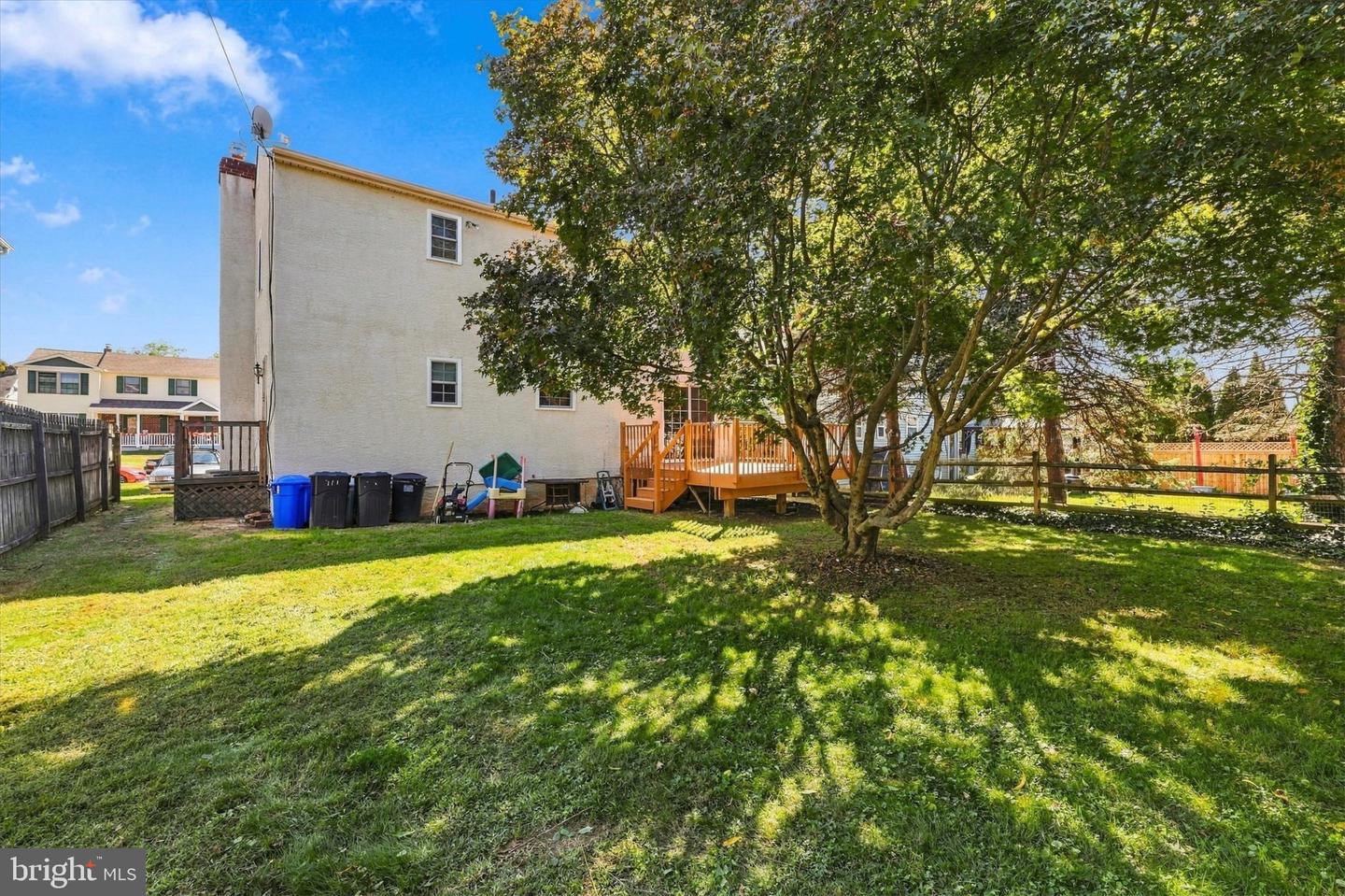 314 Greenbriar Ln Property Photo 18