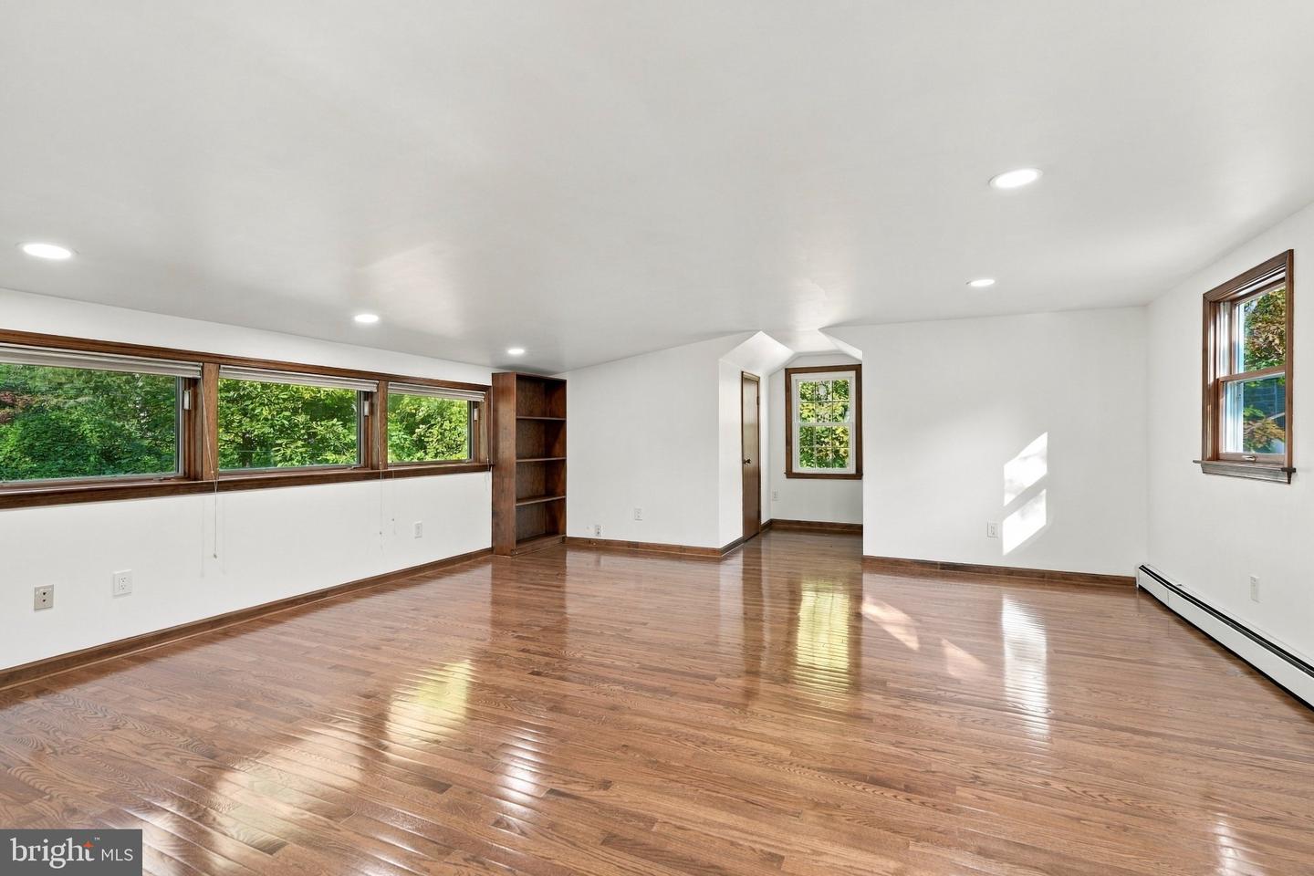 624 W Wayne Ave Property Photo 17