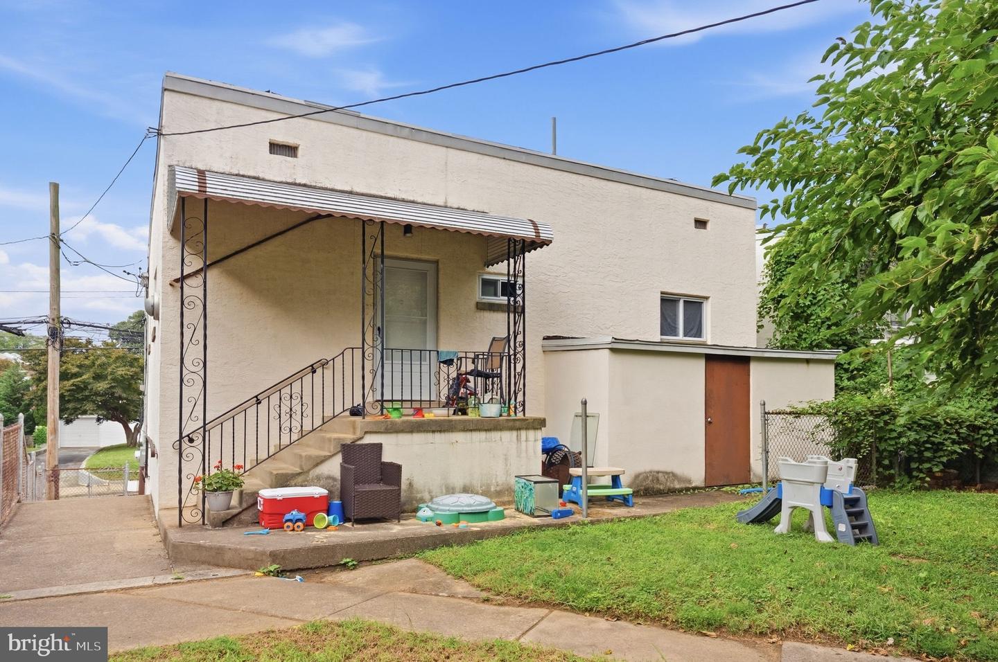 116 N Springfield Rd Property Photo 42