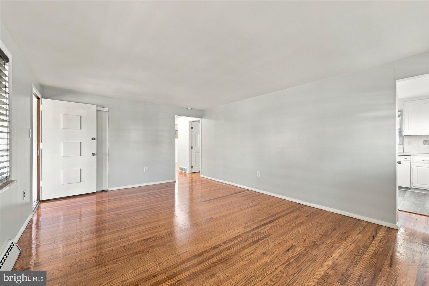 2105 N Bent Ln Property Photo 9