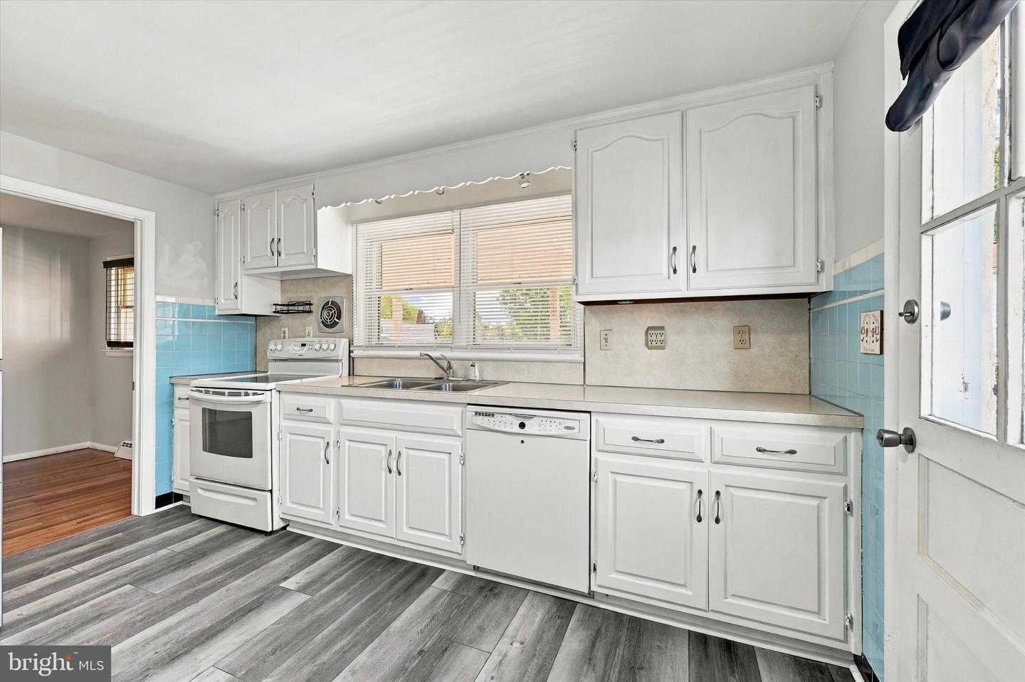 2105 N Bent Ln Property Photo 10