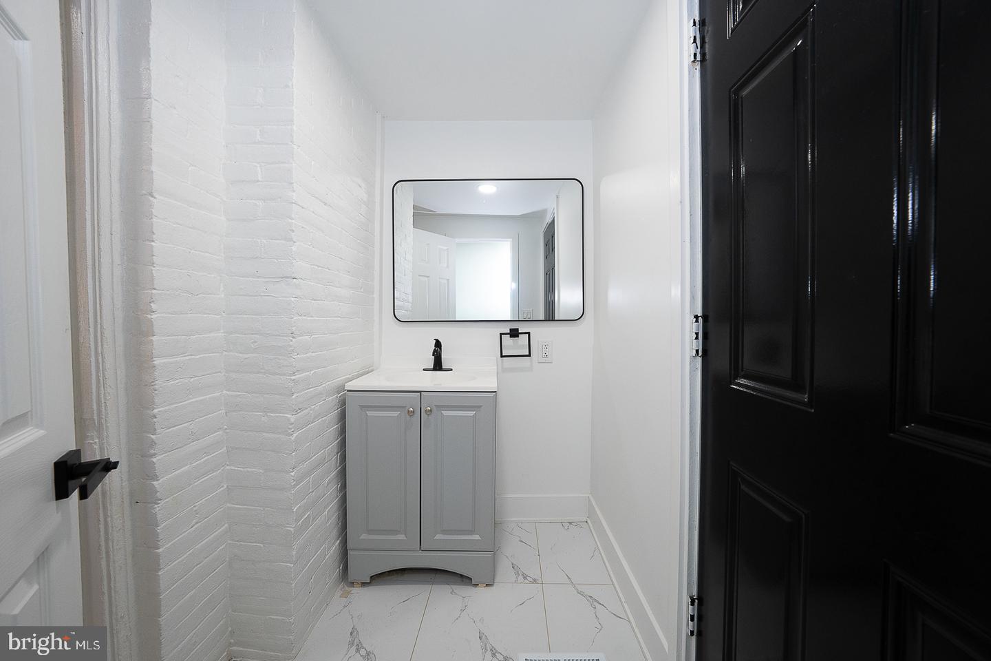 236 Mill St Property Photo 32