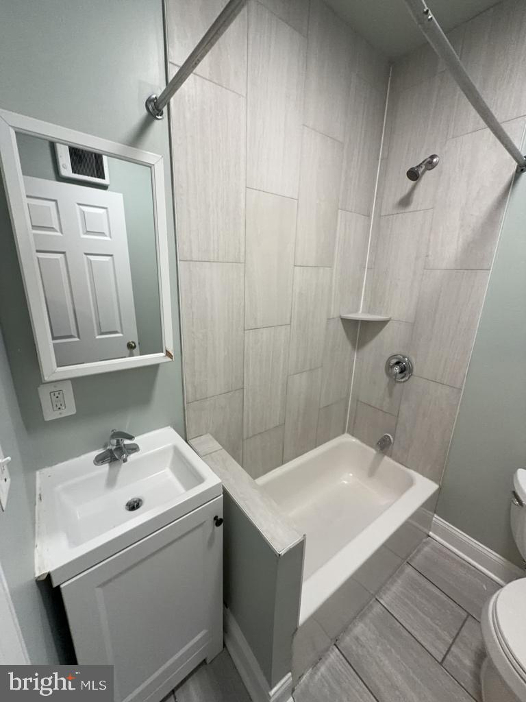 122 Main St Property Photo 12