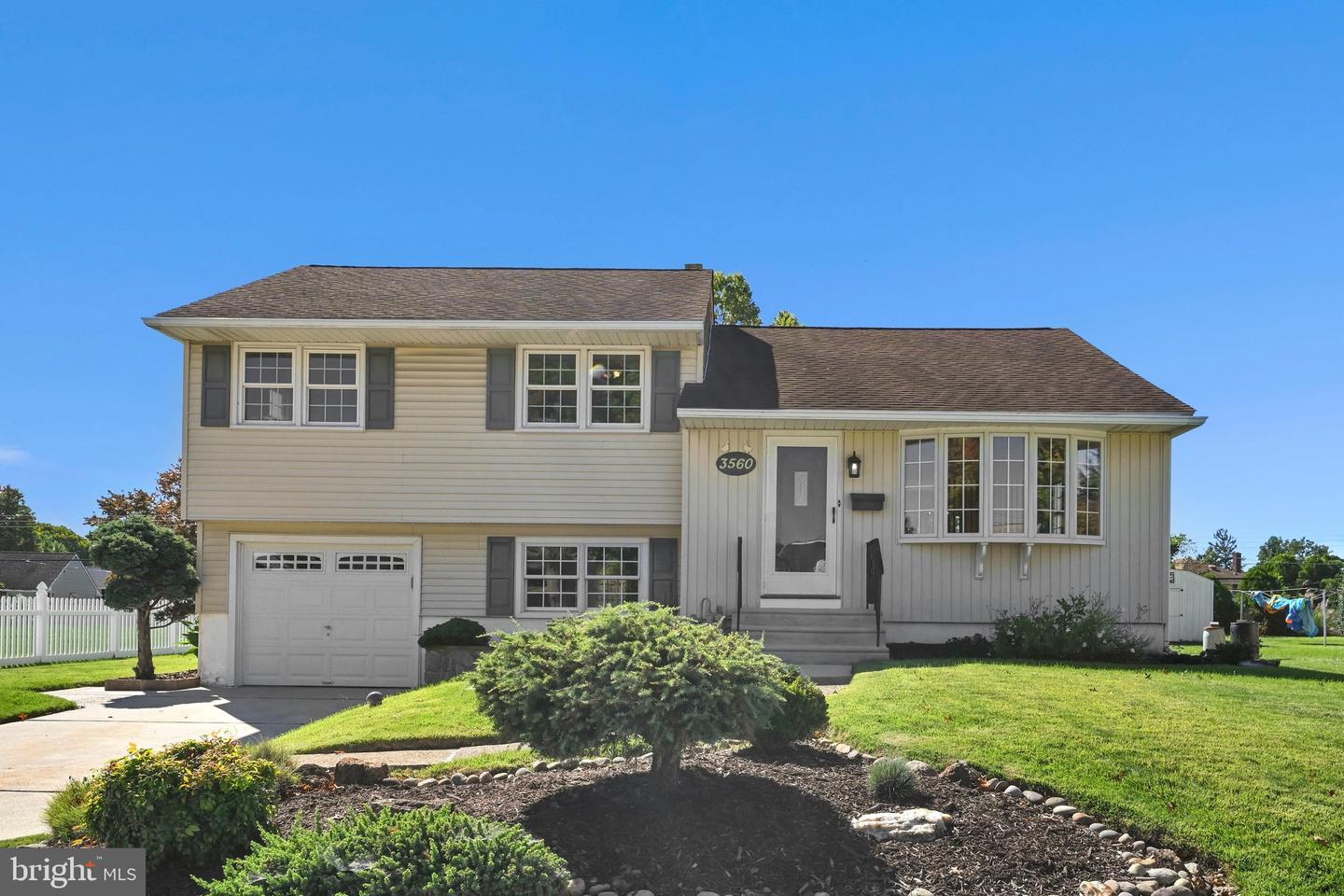 3560 SWIFTWATER LN Property Photo 1