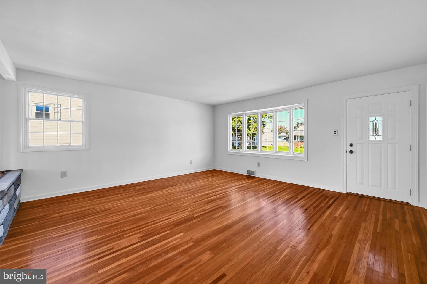 3560 Swiftwater Ln Property Photo 6
