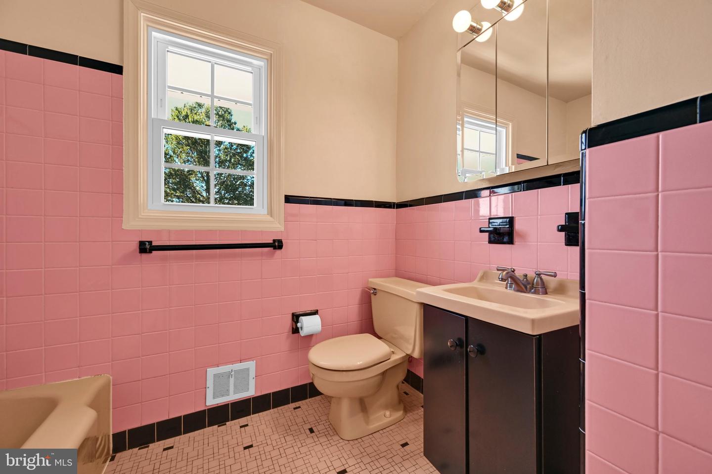 3560 Swiftwater Ln Property Photo 19