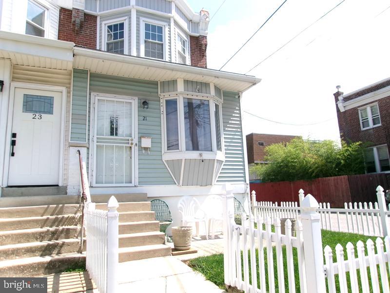 21 Rhodes Ave Property Photo 1