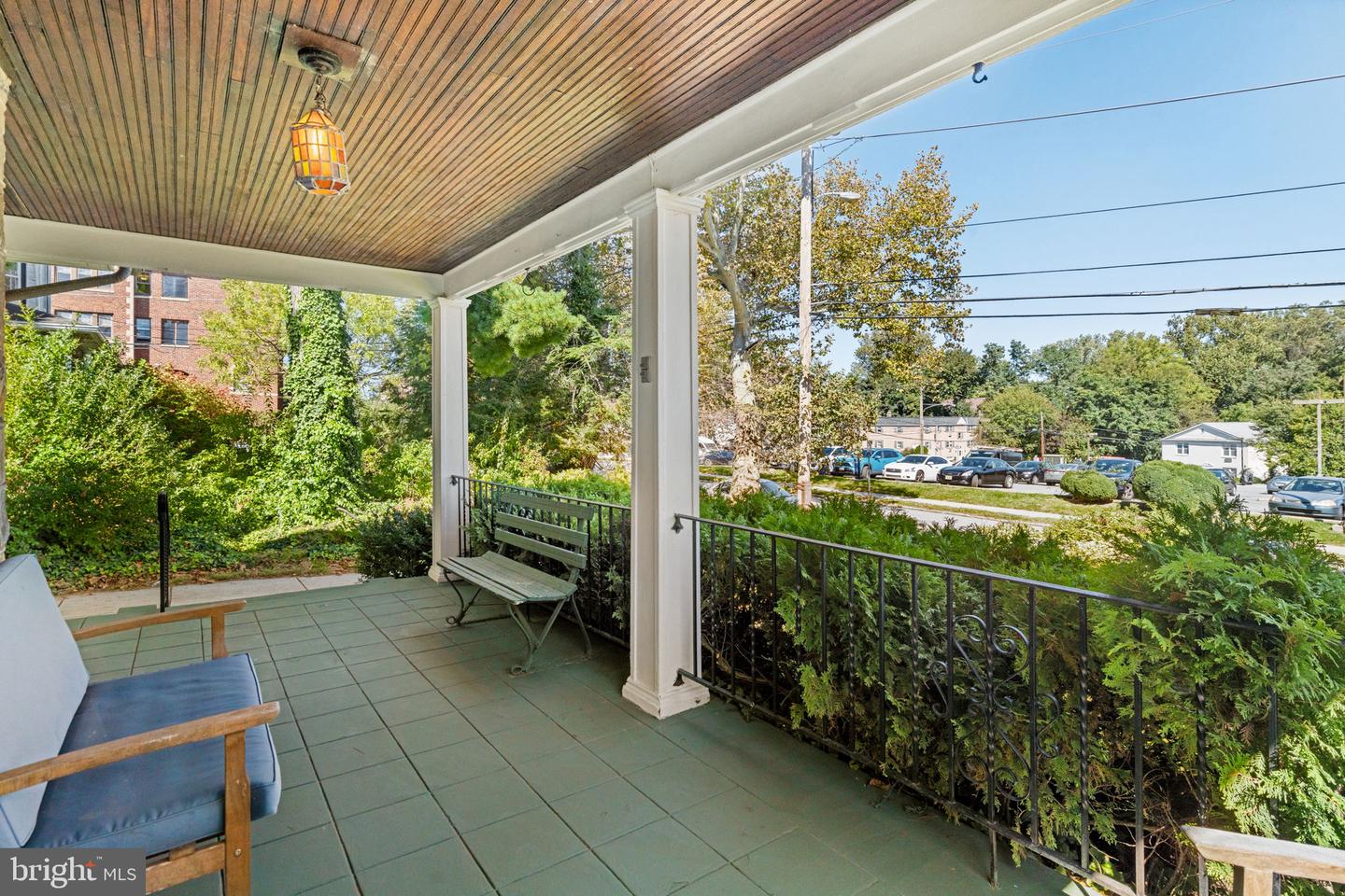 30 Morton Ave Property Photo 6