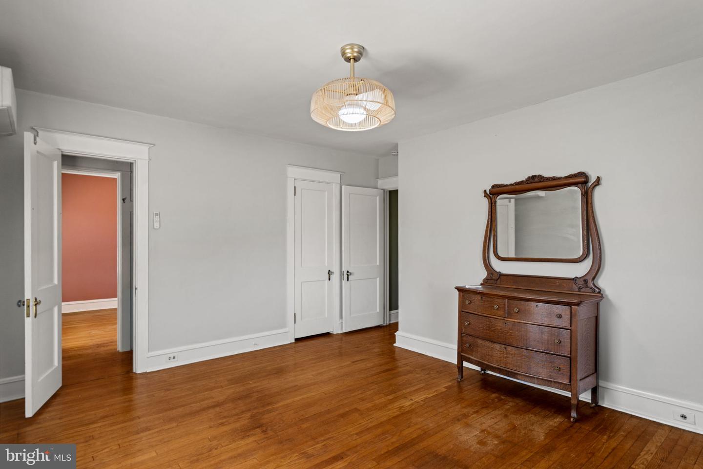 30 Morton Ave Property Photo 41