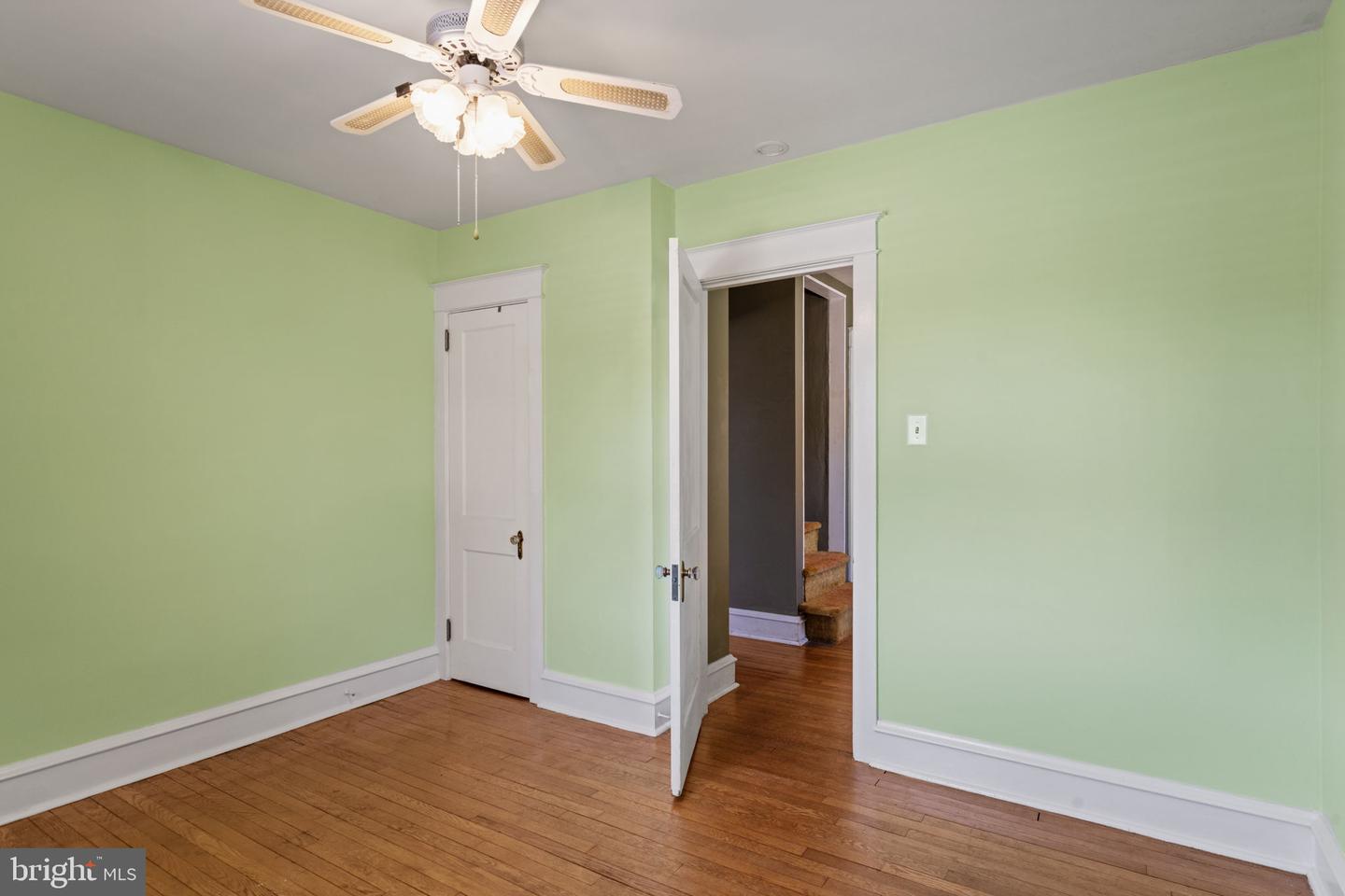 30 Morton Ave Property Photo 42
