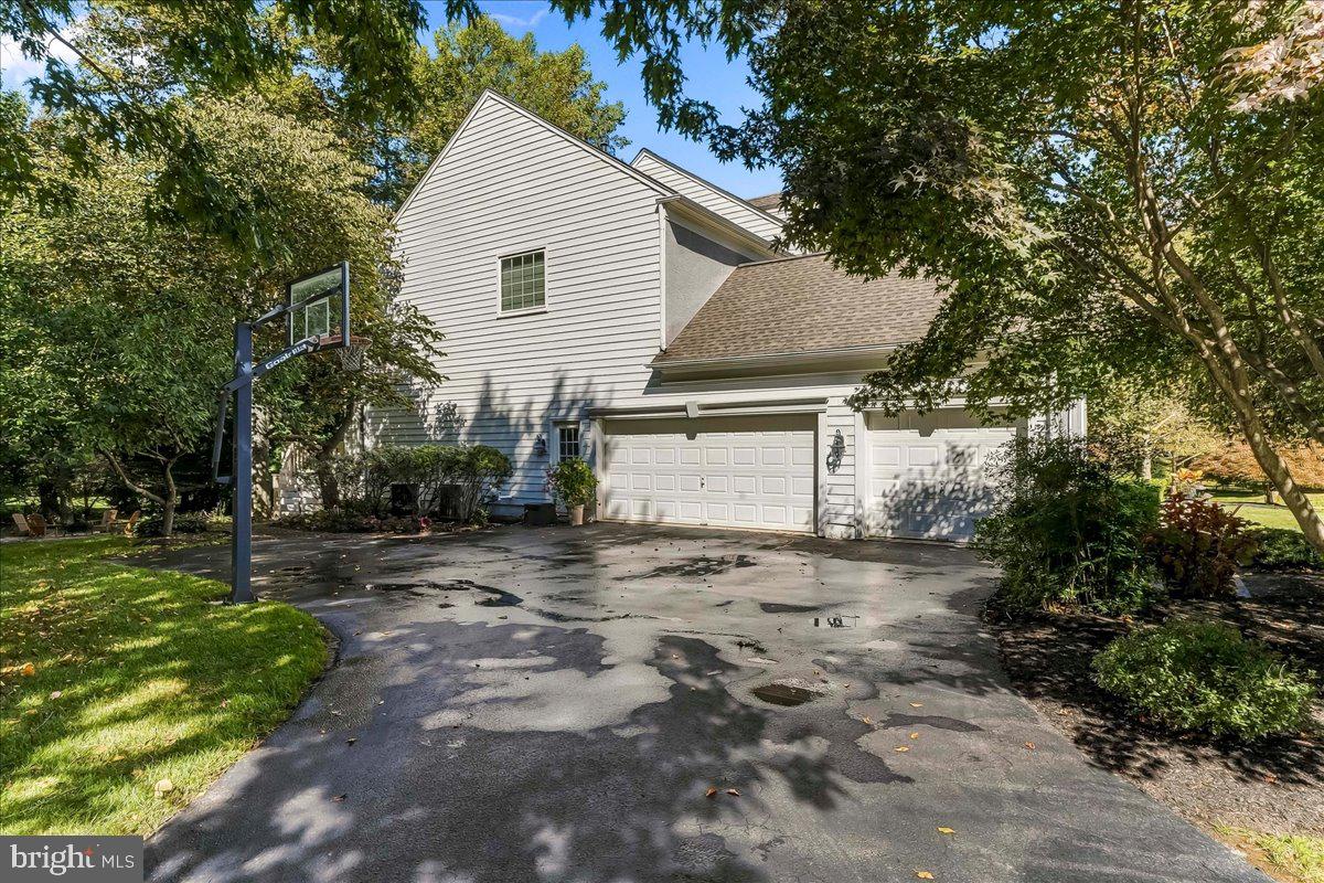 12 John Beal Dr Property Photo 6
