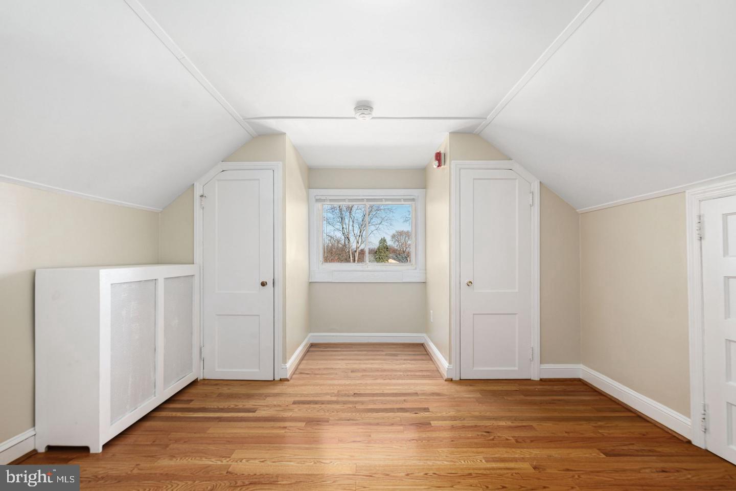 1 N Linden Ave #2nd Floor Property Photo 11