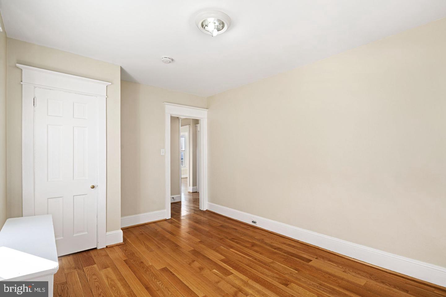 1 N Linden Ave #2nd Floor Property Photo 12
