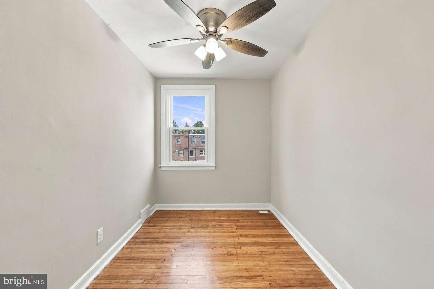 3819 Brunswick Ave Property Photo 19