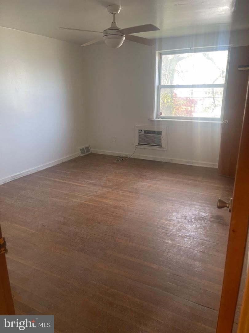 2019 Delmar Dr Property Photo 10
