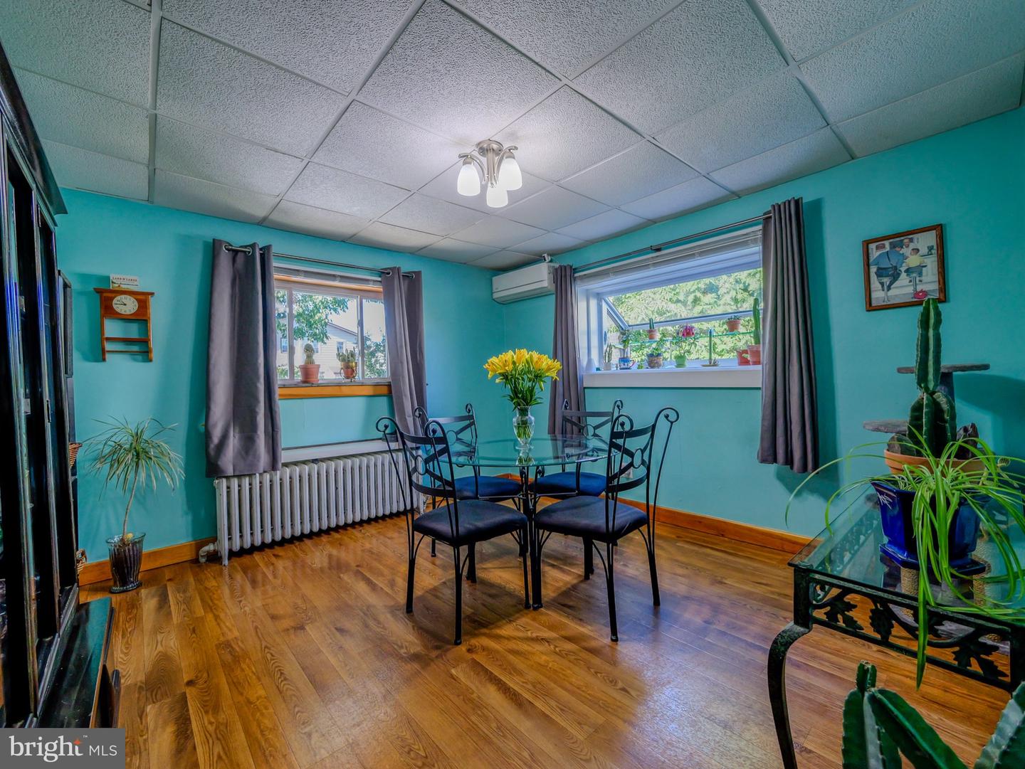 128 Isabel Ave Property Photo 32