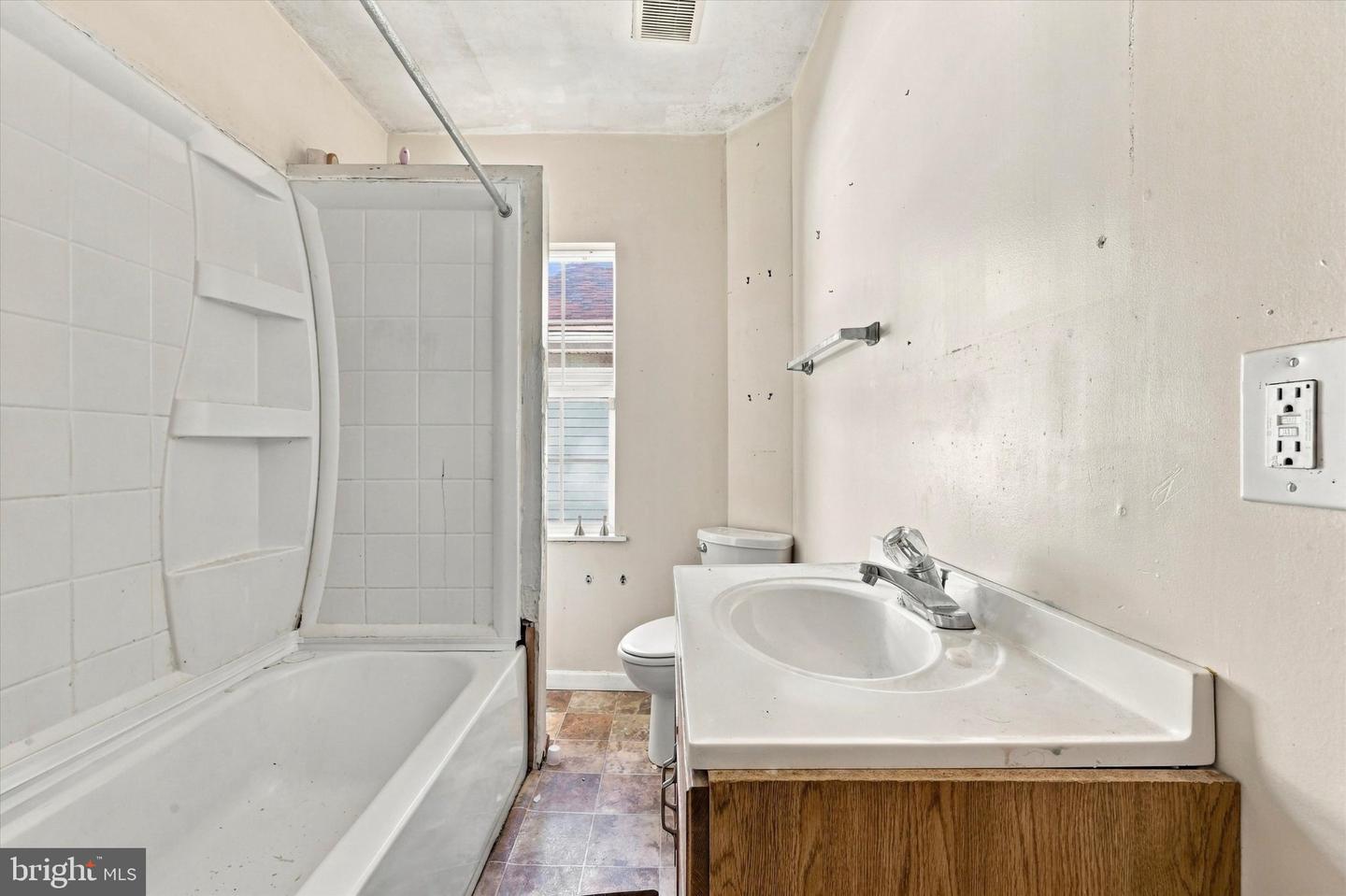 629 Greenhill Rd Property Photo 18