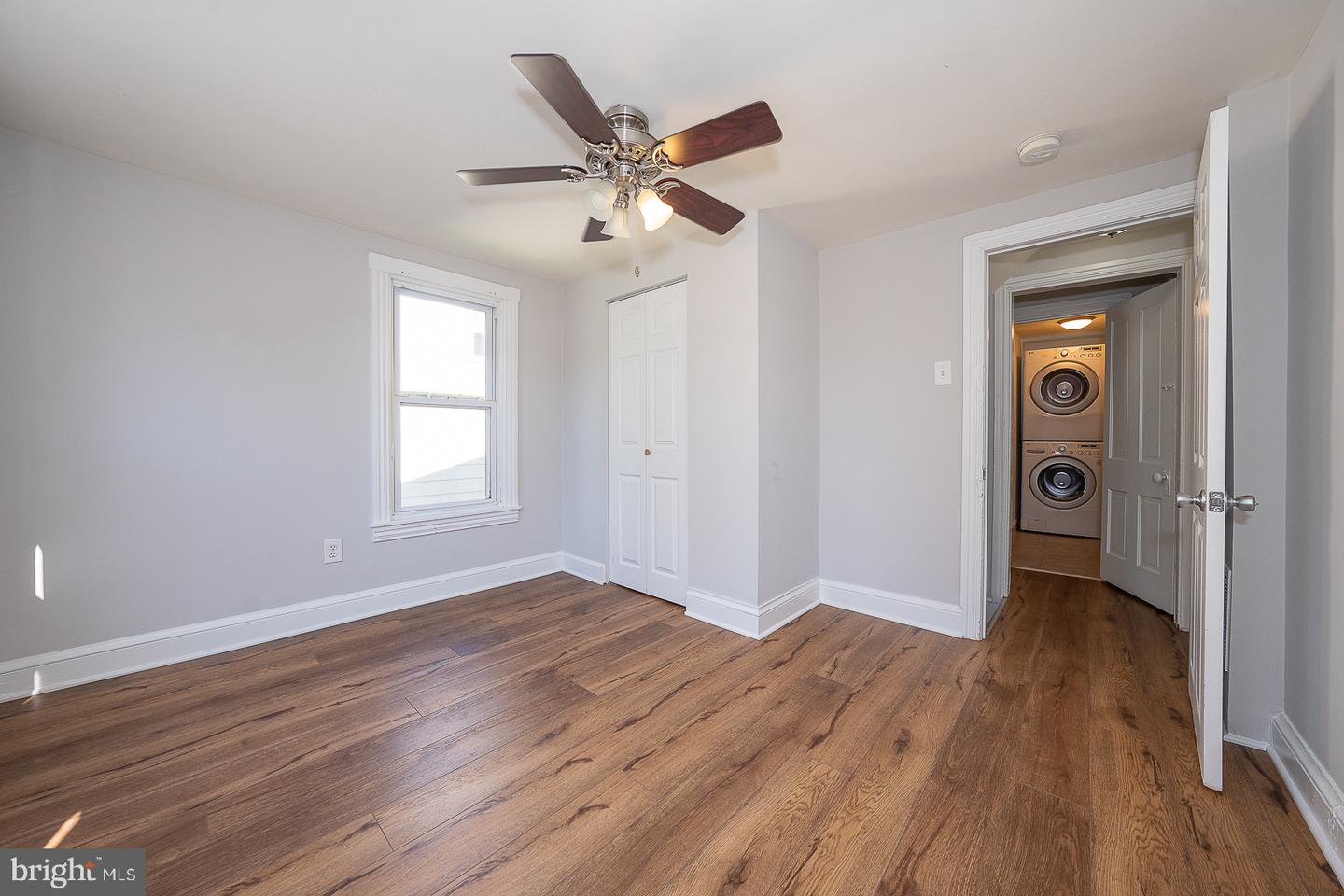 947 Glenbrook Ave Property Photo 15