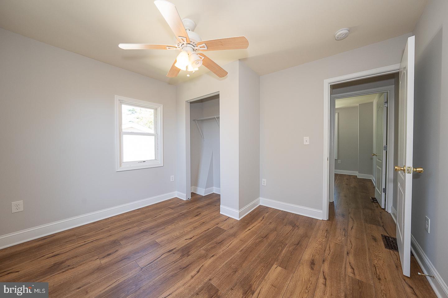 947 Glenbrook Ave Property Photo 20