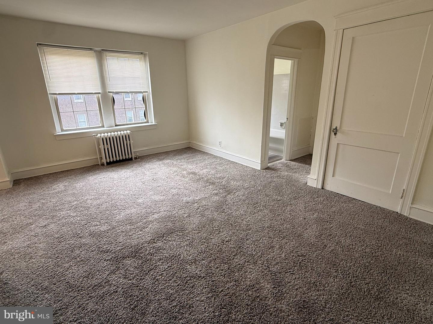 260 N WYCOMBE AVE #205 Property Photo 1