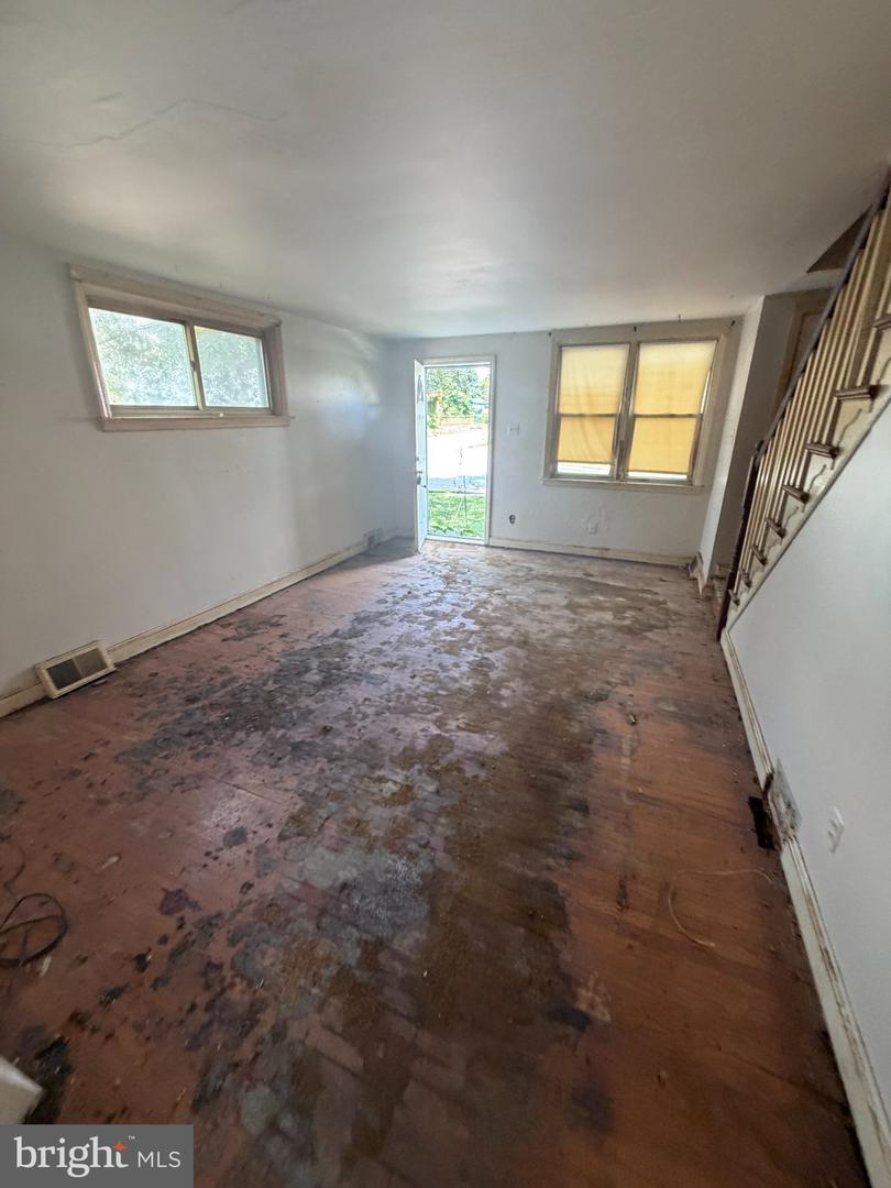 2 Ashbourne Rd Property Photo 6