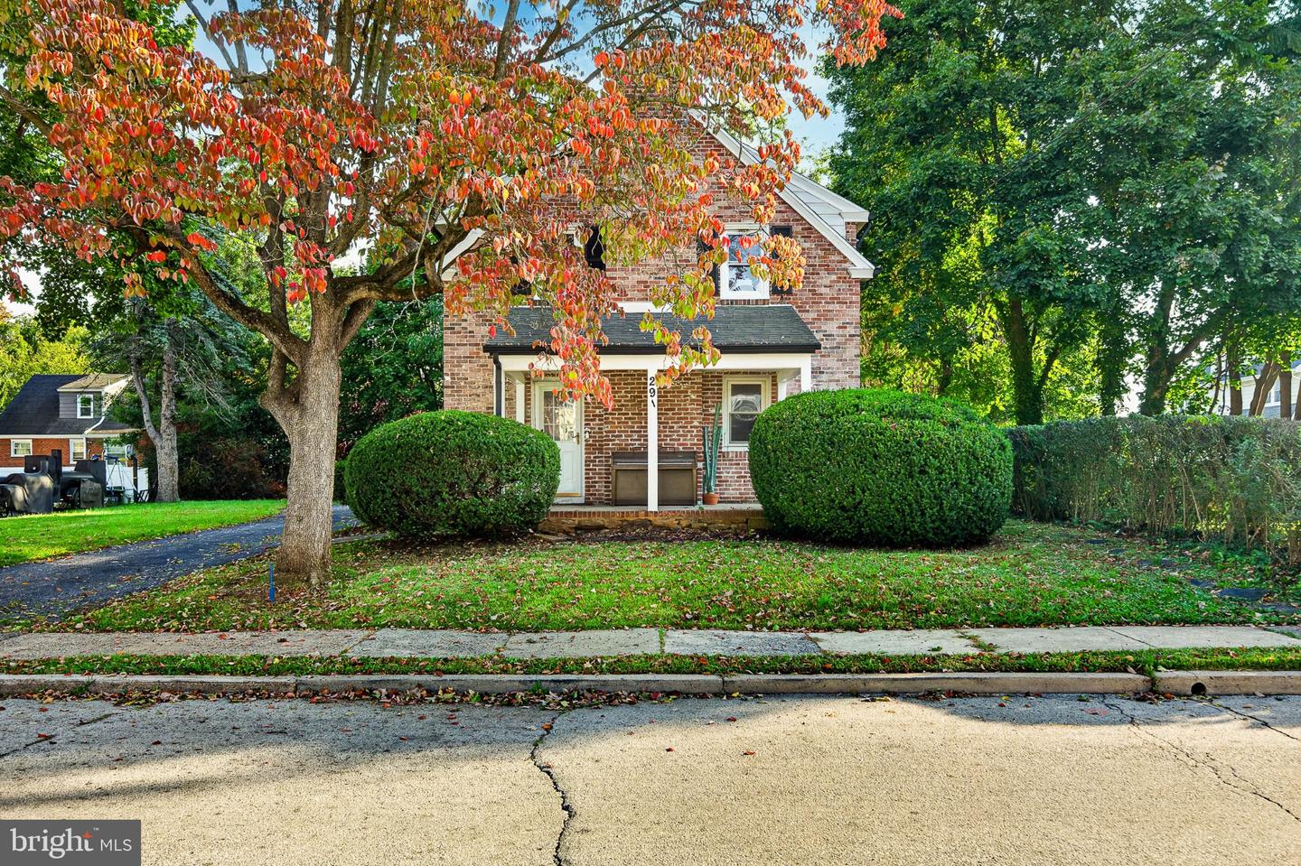 291 Jackson Ave Property Photo 1