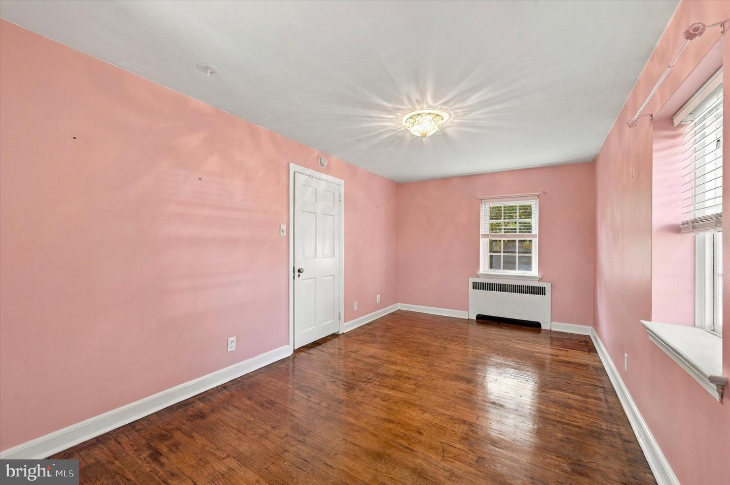 1822 Winton Ave Property Photo 28