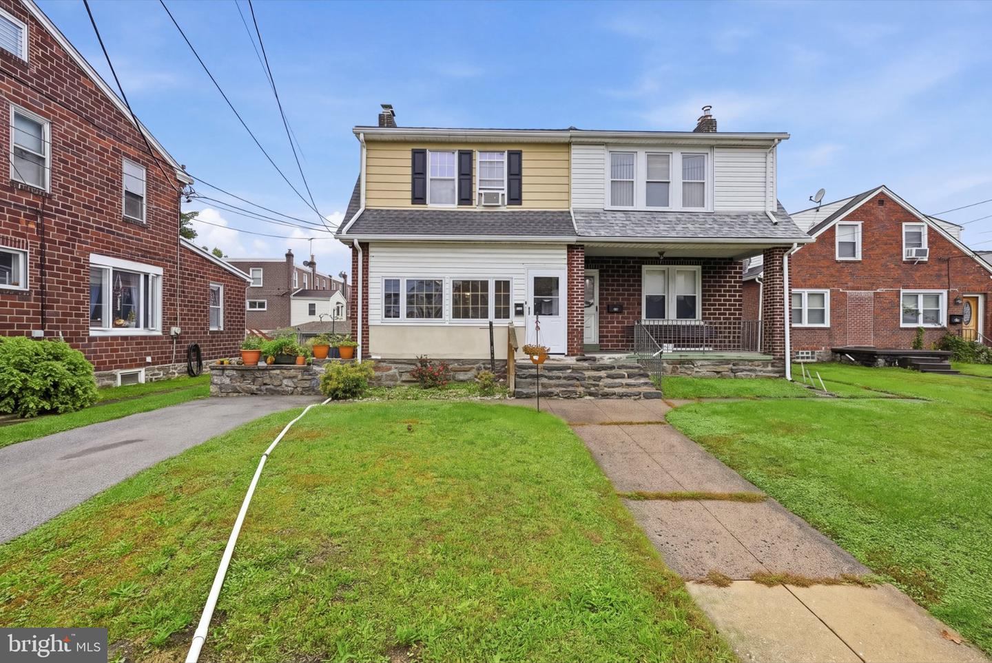 306 S SPRINGFIELD RD Property Photo 1