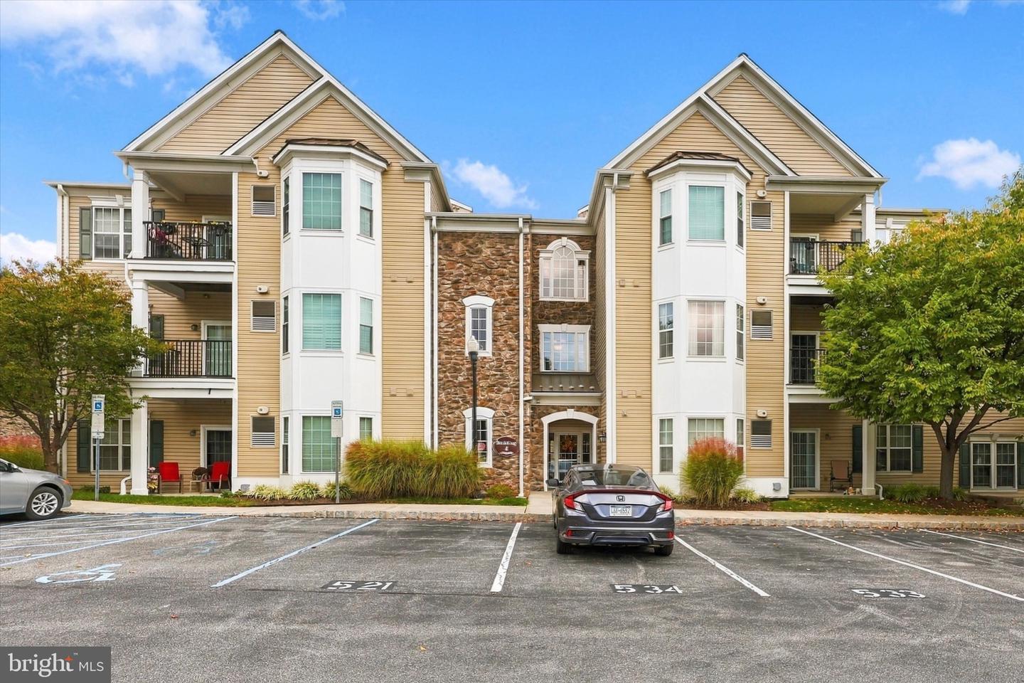 423 Creekside Dr #423 Property Photo 1