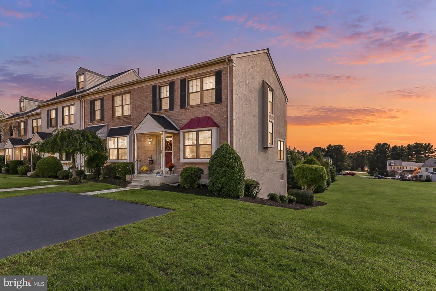 343 SCOLA RD