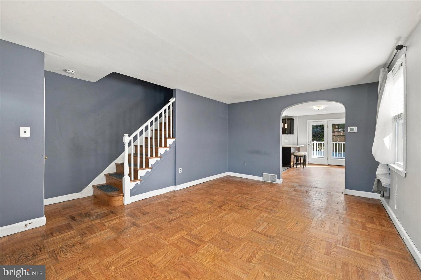 551 Michell St Property Photo 5