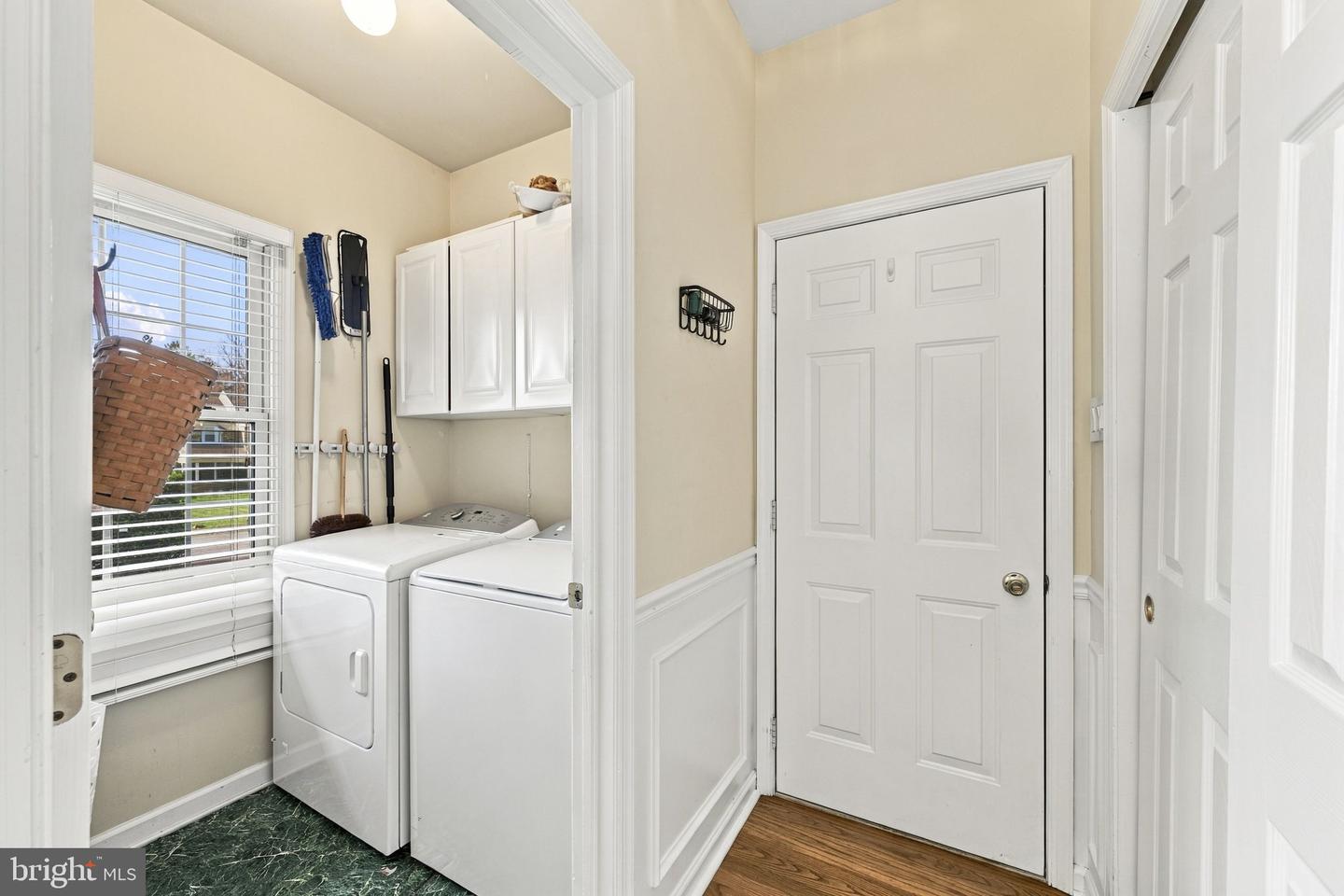 1 N Morgan Ave Property Photo 23