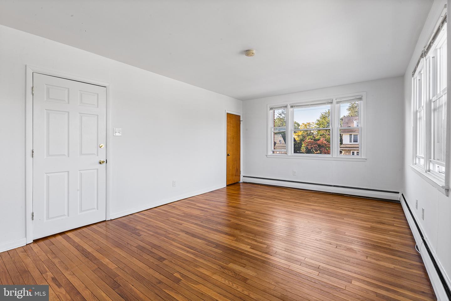 655 Drexel Ave Property Photo 29