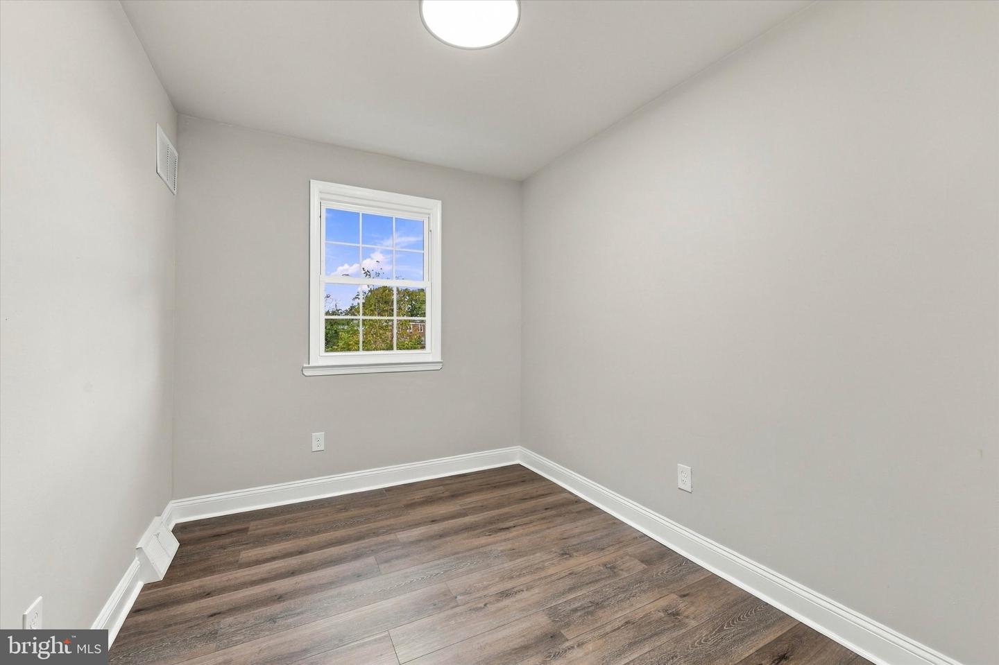 1552 Roosevelt Dr Property Photo 13