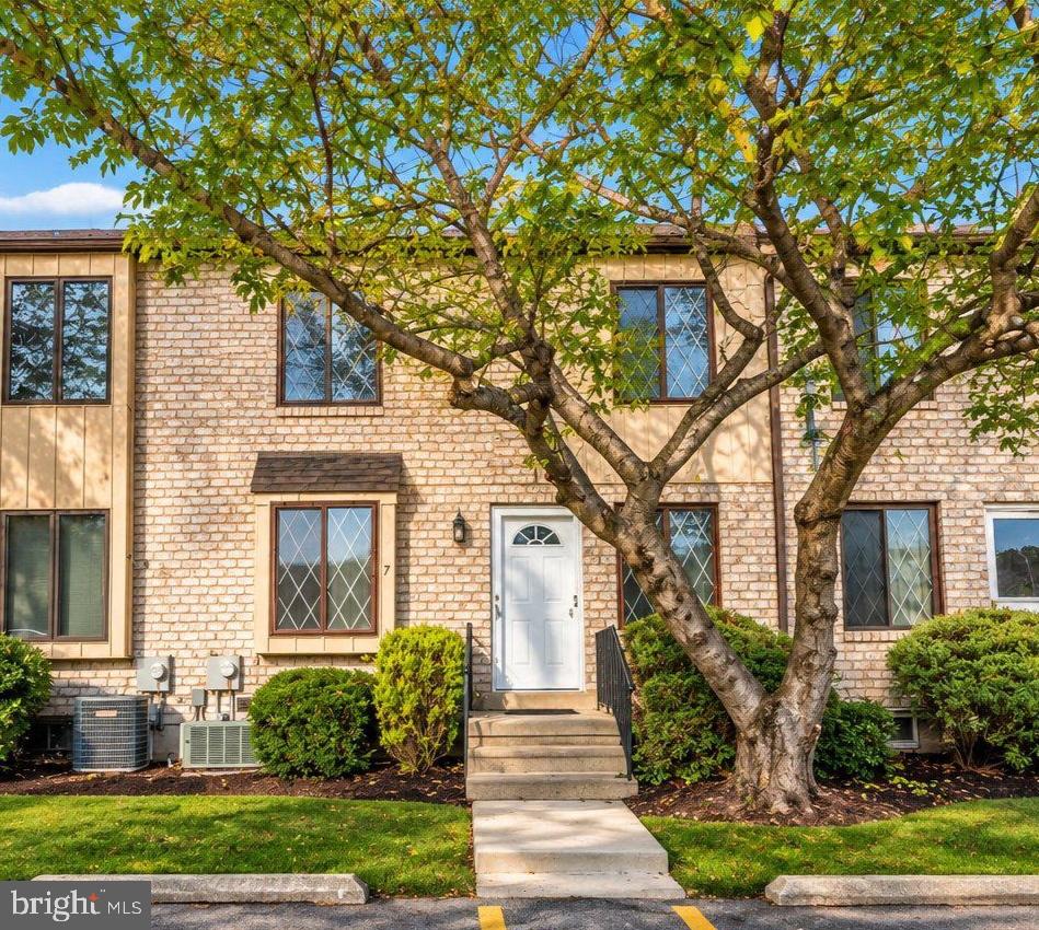 5200 HILLTOP DR #AA7 Property Photo 1