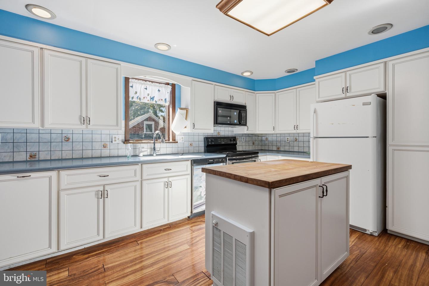 2312 Oakmont Ave Property Photo 17