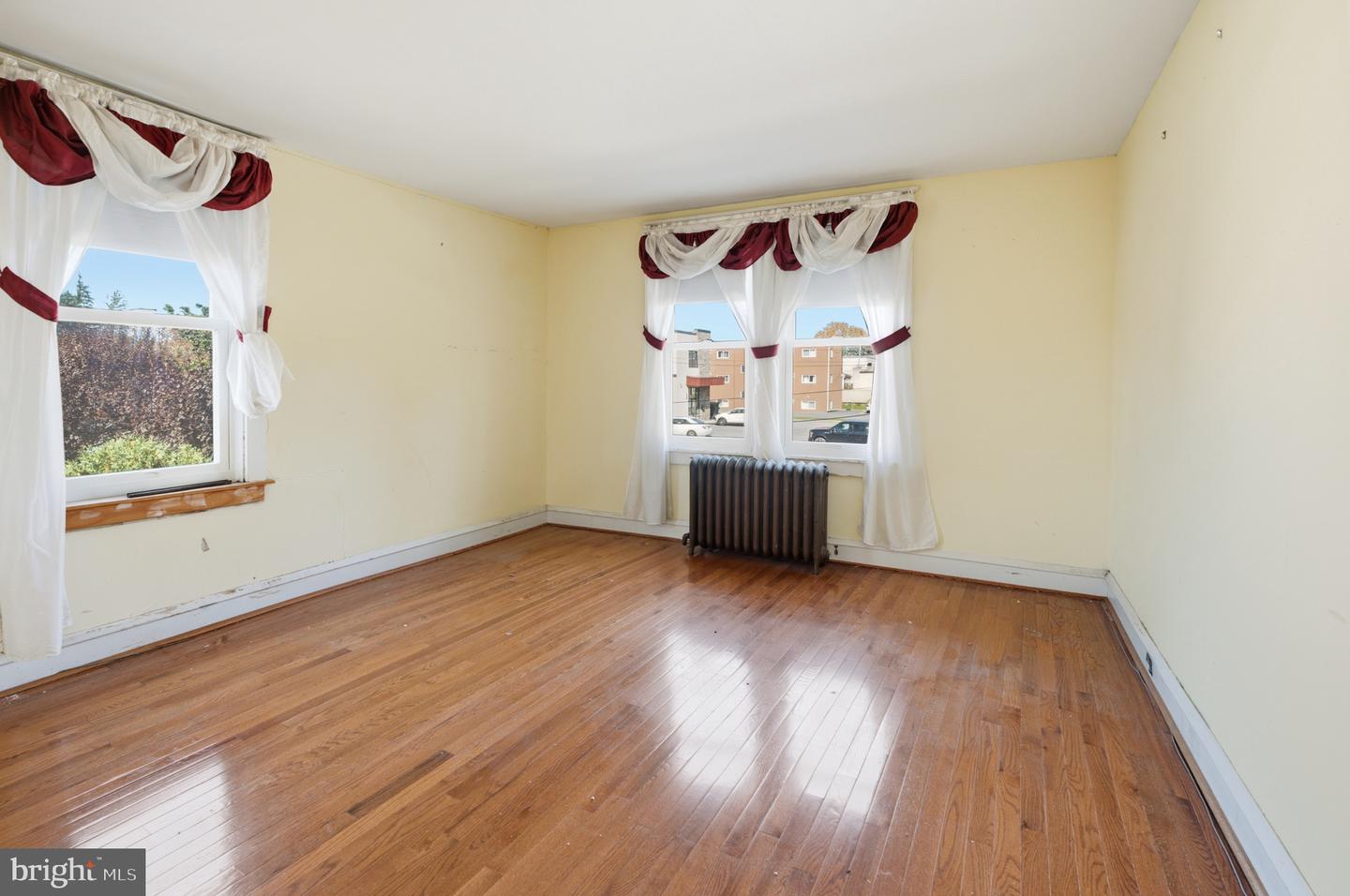 2312 Oakmont Ave Property Photo 30