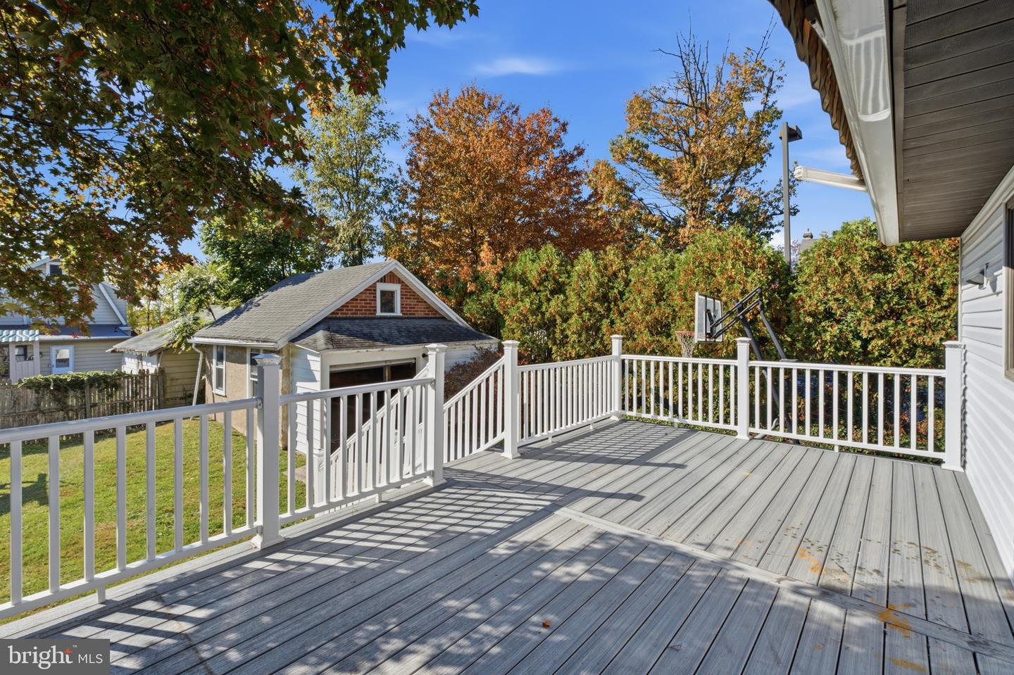 2312 Oakmont Ave Property Photo 42