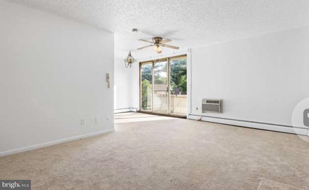 100 E Glenolden Ave E #r-19 Property Photo 4