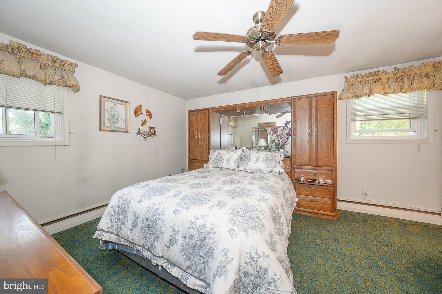 7 Lincoln Ln Property Photo 17