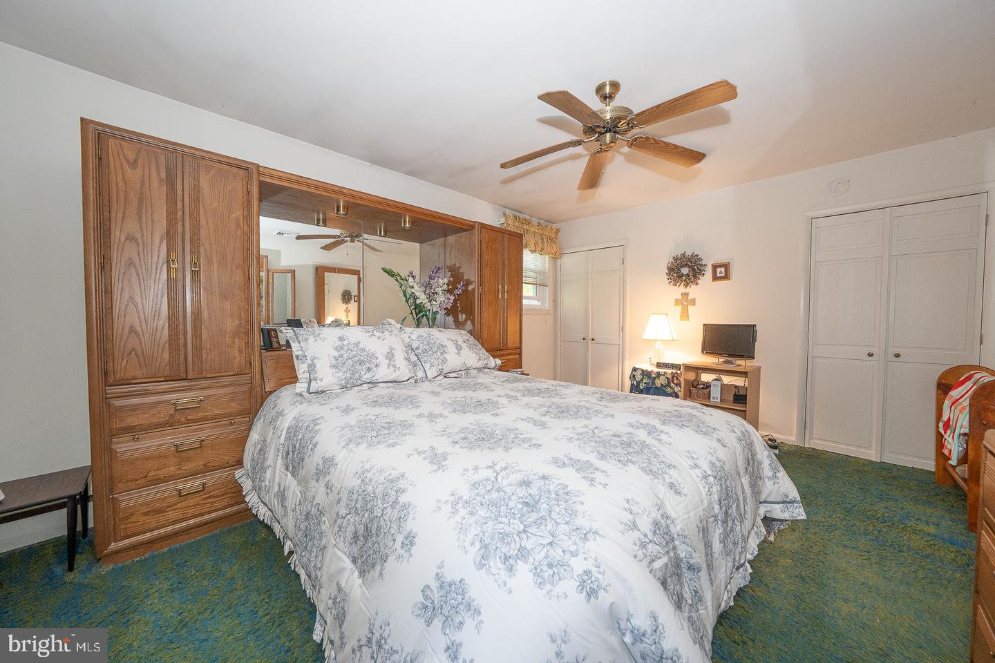 7 Lincoln Ln Property Photo 18