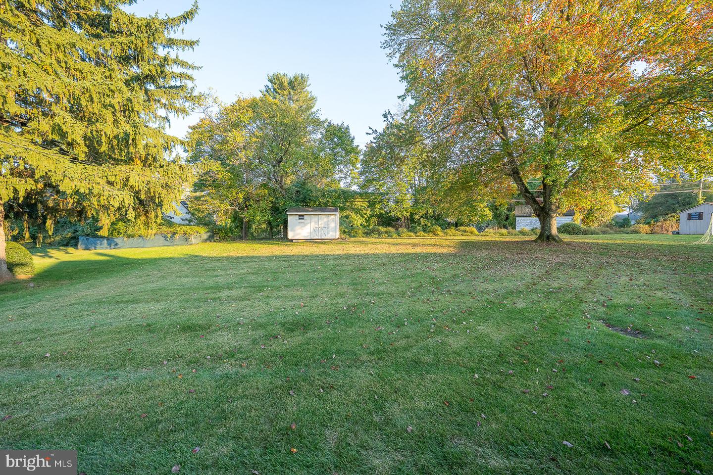 7 Lincoln Ln Property Photo 37
