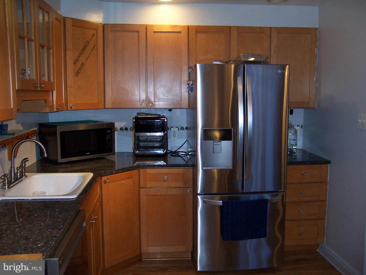 317 Spruce St Property Photo 11