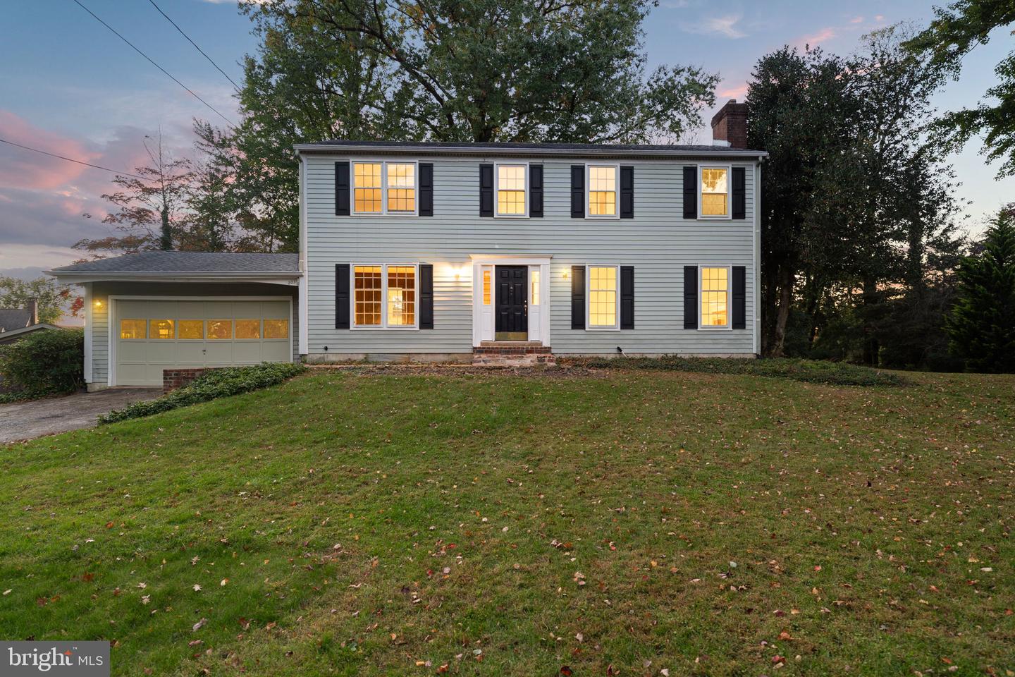203 N Providence Rd Property Photo 1