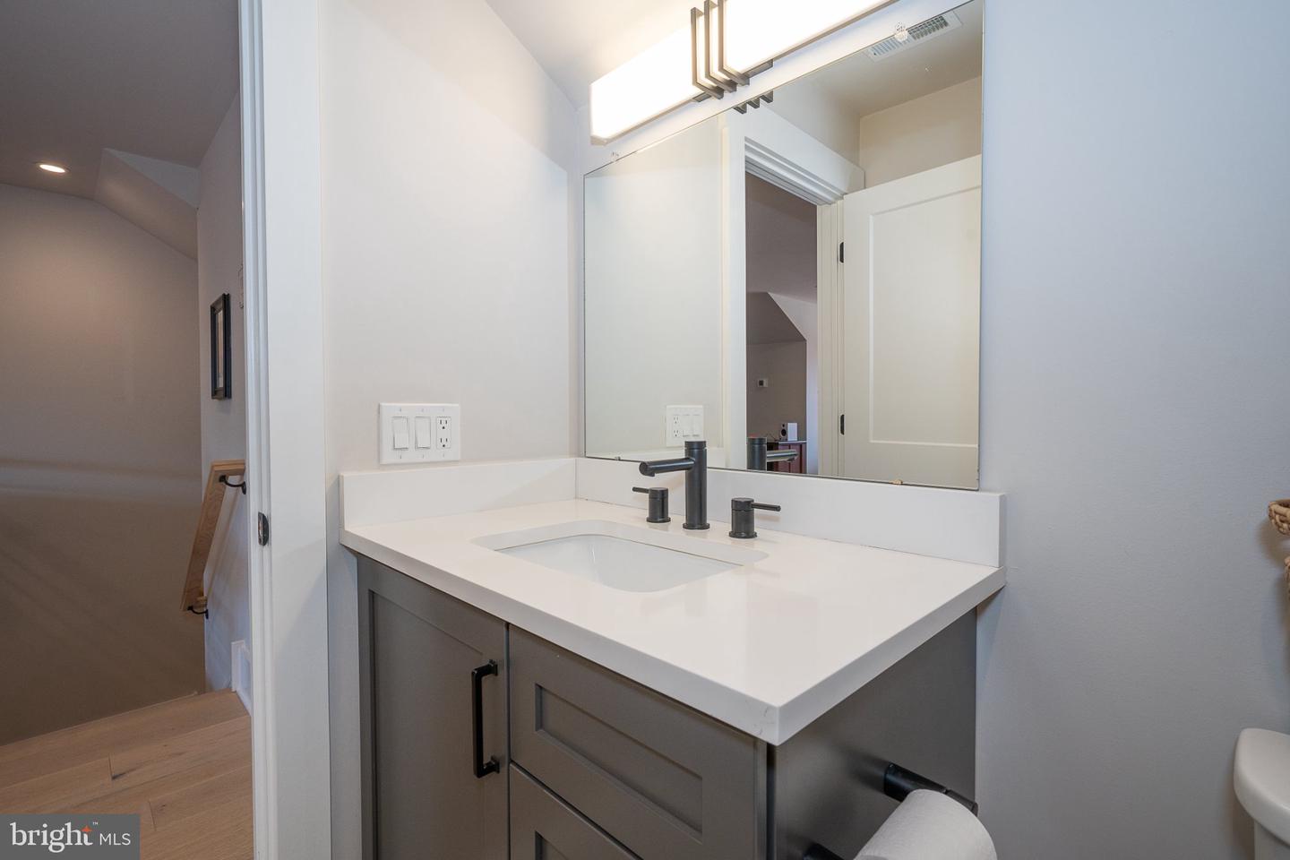 206 N Aberdeen Ave #e Property Photo 34