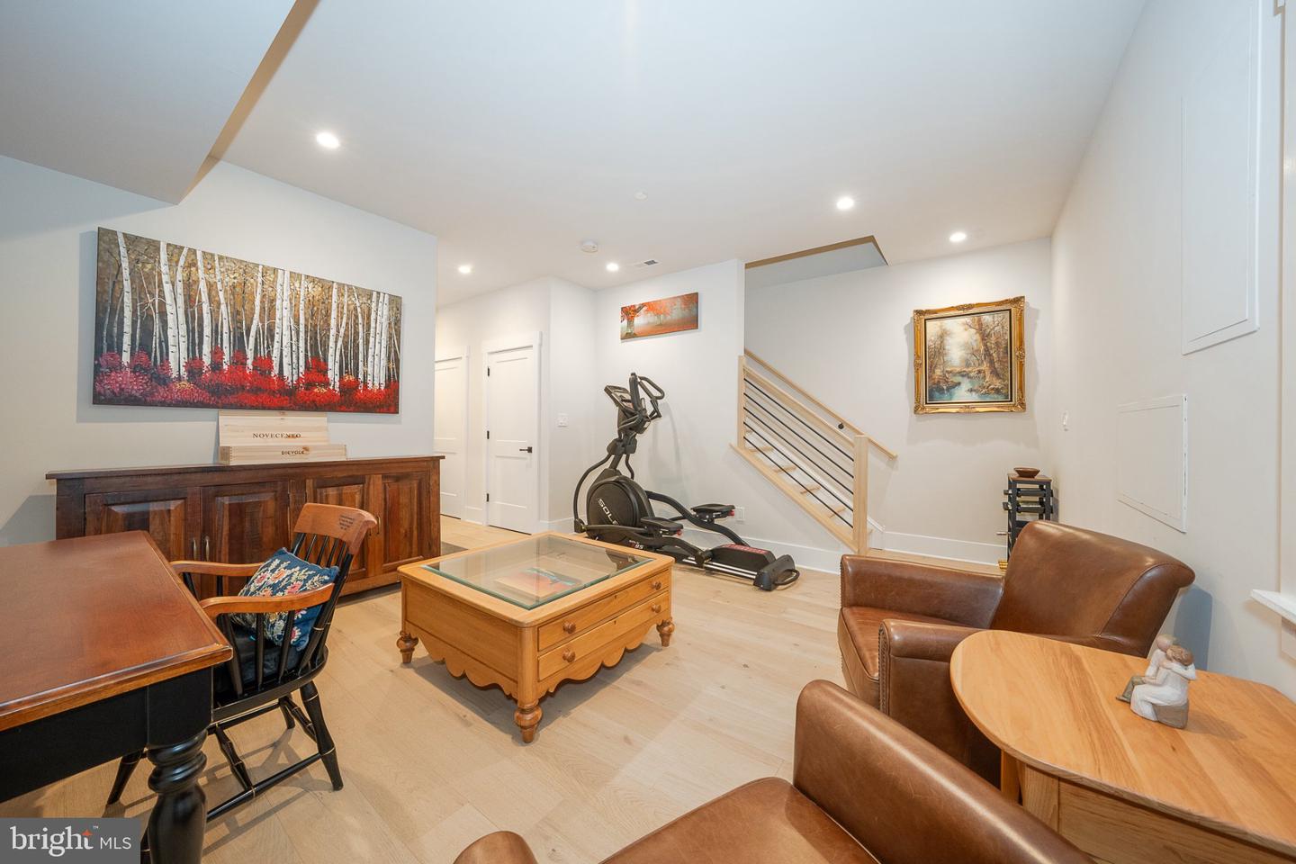 206 N Aberdeen Ave #e Property Photo 41