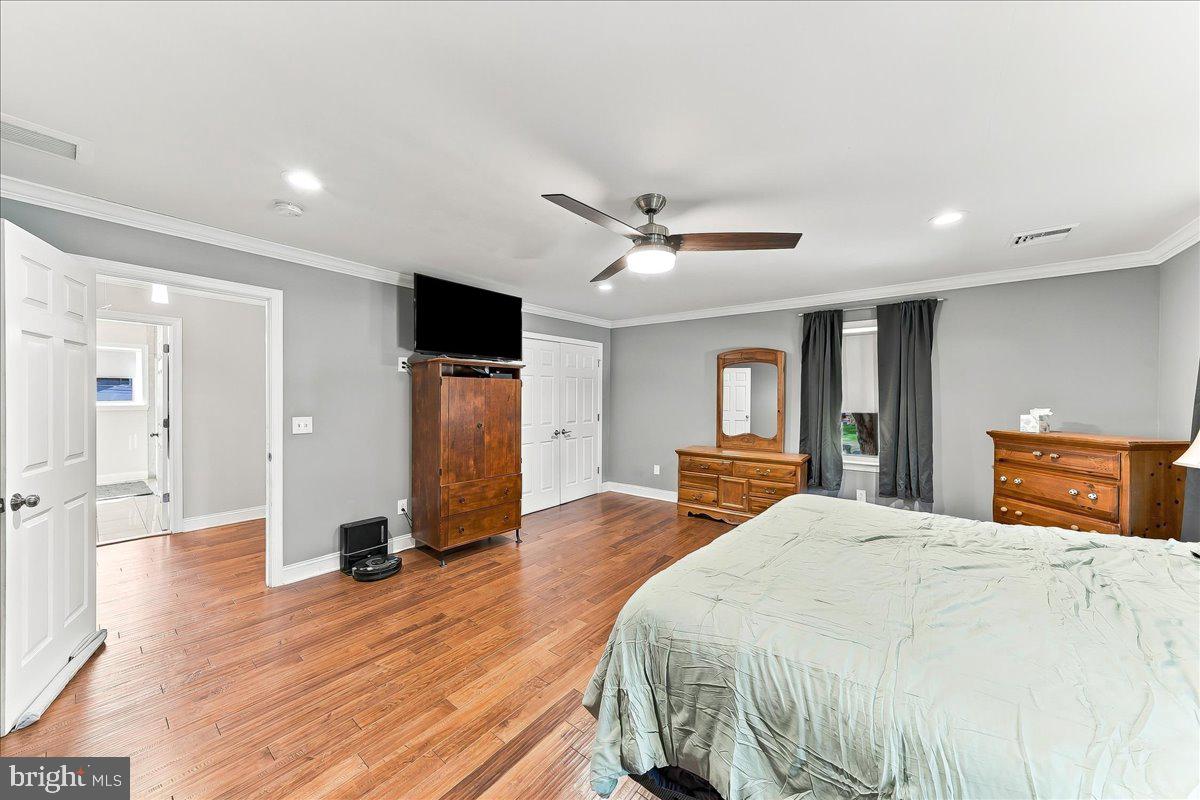 306 Governors Dr Property Photo 23